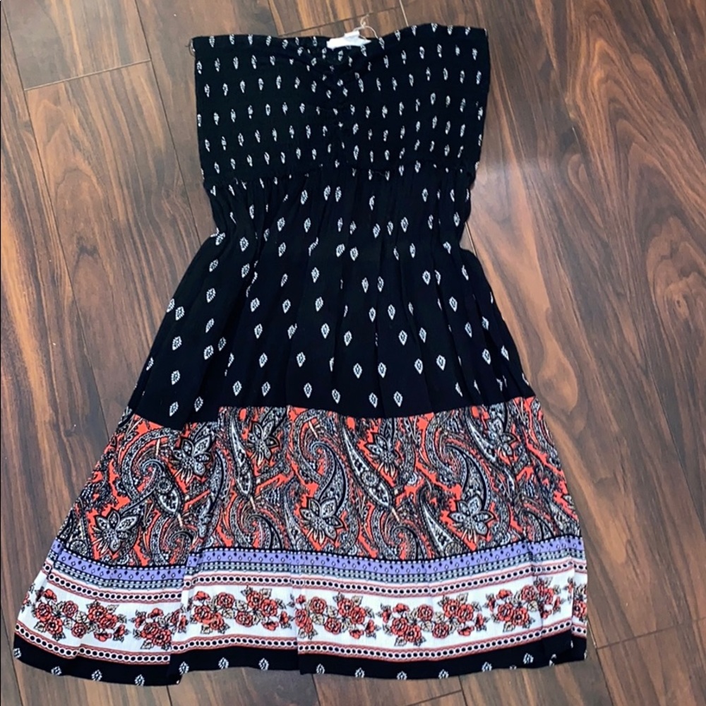 No strap sundress